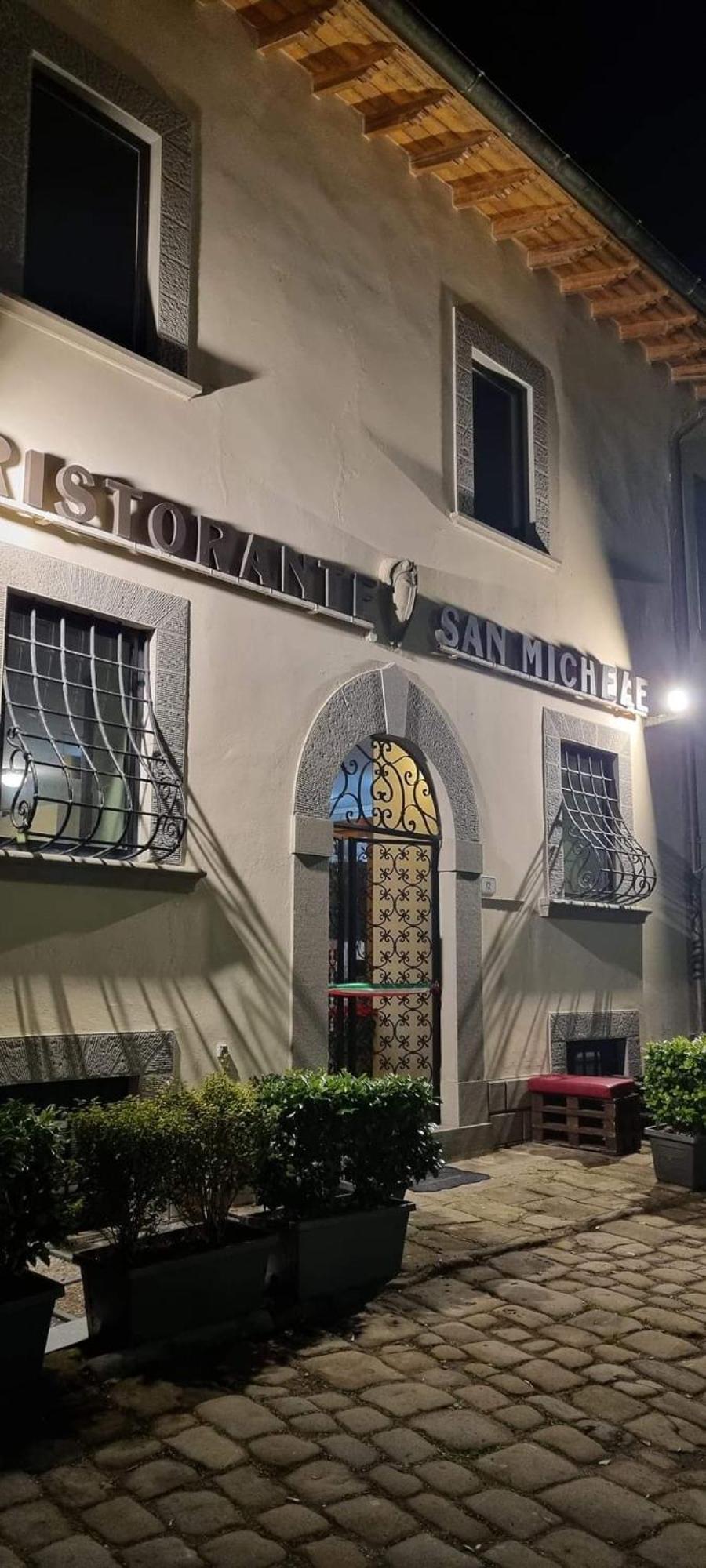 La Grotta San Michele Hotel Montevettolini Eksteriør billede